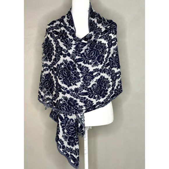 Banana Republic Blue Floral Wrap Scarf - Picture 1 of 4